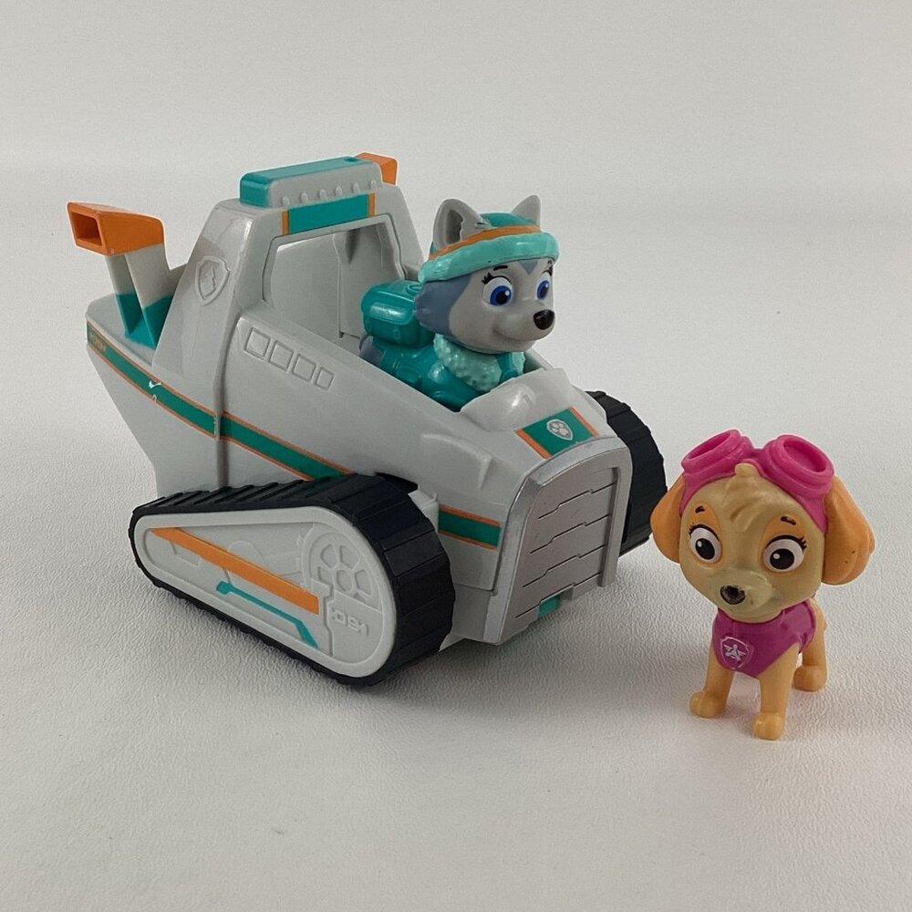 Paw Patrol Rescue Pups Skye Everest Girl Dog Figures Lot Snow Plow Spin Master